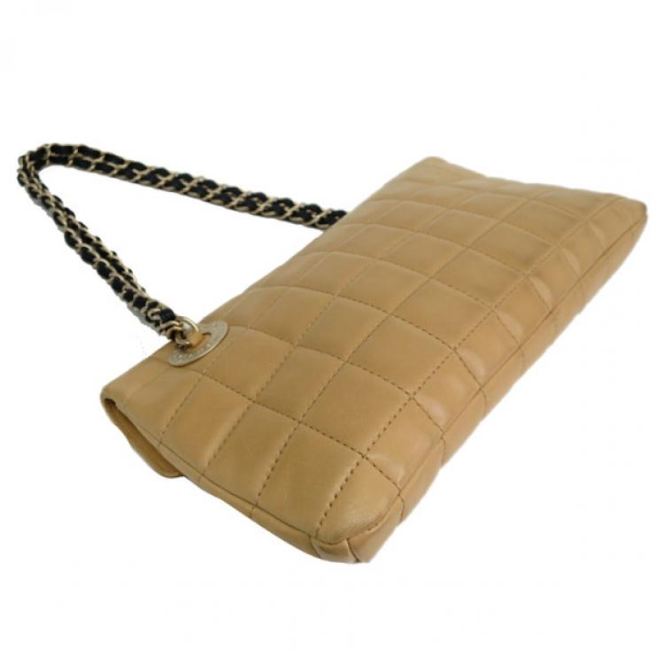مملوكة �مسبقًا Chanel Beige Lambskin Chocolate Bar Single Flap Bag