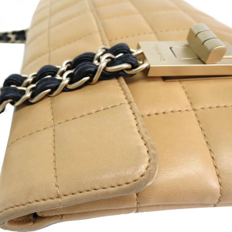 مملوكة مسبقًا Chanel Beige Lambskin Chocolate Bar Single Flap Bag