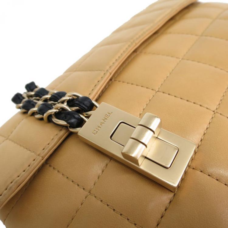 مملوكة مسبقًا Chanel Beige Lambskin Chocolate Bar Single Flap Bag