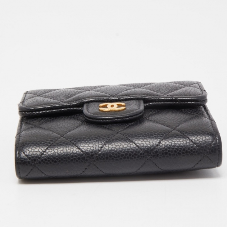 Pre Owned Chanel Black Quilted Caviar Leather Classic Trifold Wallet