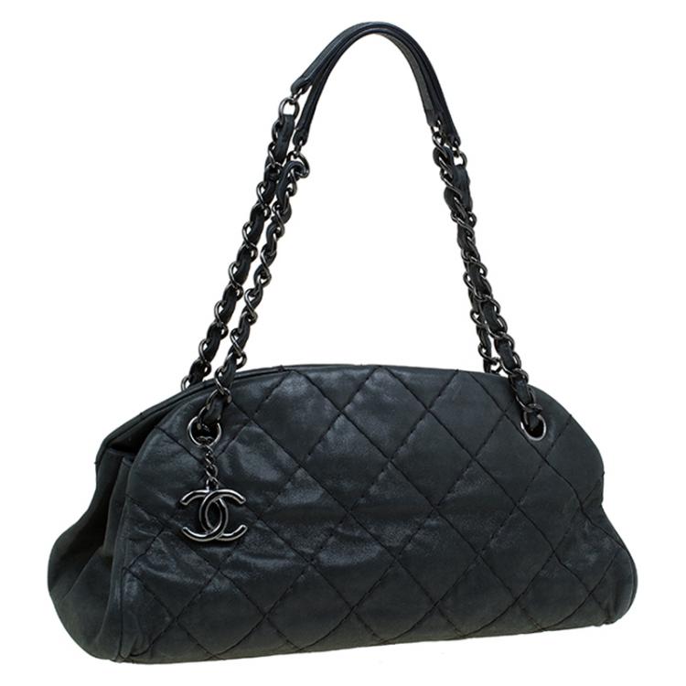 Pre Owned Chanel Black Quilted Iridescent Leather Medium Just Mademoiselle Bowling Bag