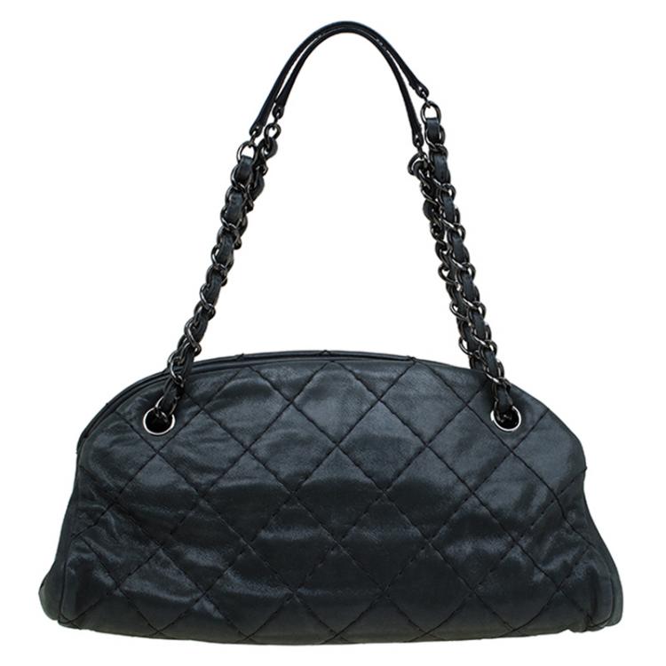 Pre Owned Chanel Black Quilted Iridescent Leather Medium Just Mademoiselle Bowling Bag