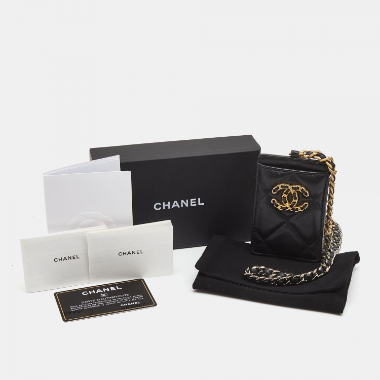 Pre Owned Chanel Black Quilted Leather CC Card Holder Chain