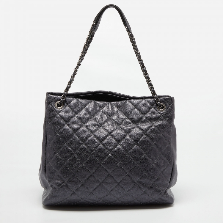 Pre Owned Chanel Metallic Grey Quilted Caviar Leather Chic Shopper Tote