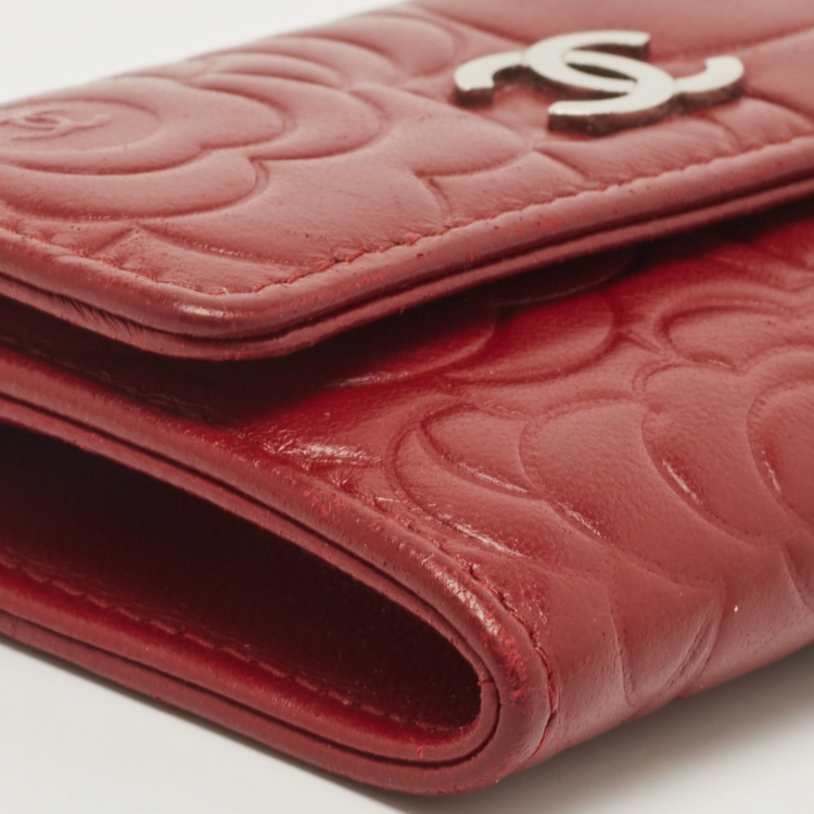 Pre Owned Chanel Red Camellia Embossed Leather CC Flap Card Case 