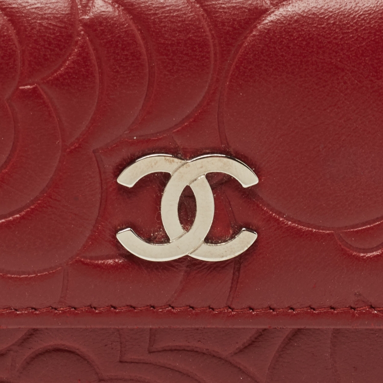 Pre Owned Chanel Red Camellia Embossed Leather CC Flap Card Case 