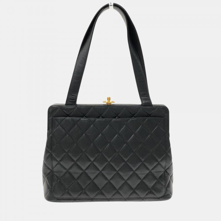 Chanel Black Leather shoulder bag