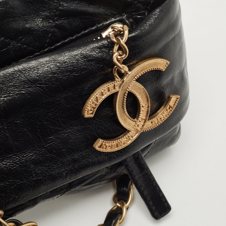 Pre Owned Chanel Black Quilted Leather Paris-Bombay Baluchon Bag