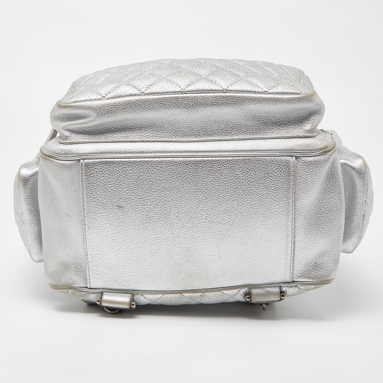 Pre Owned Chanel Silver Quilted Caviar Leather Casual Rock Backpack
