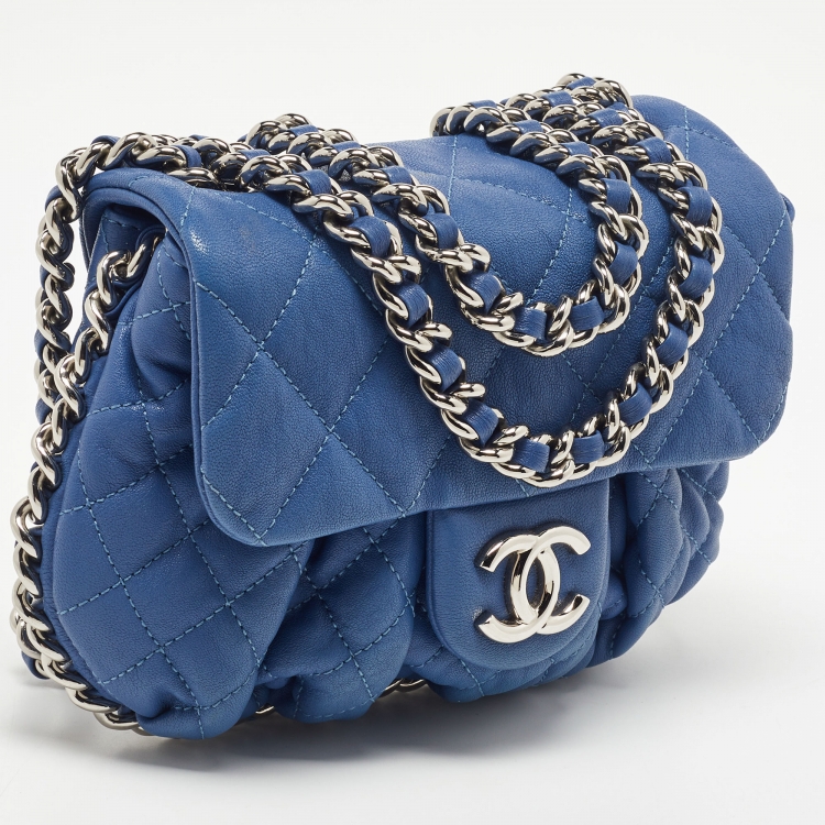 Pre Owned Chanel Blue Quilted Leather Small Chain Around Messenger Bag
