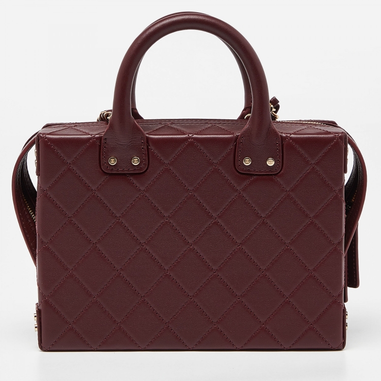 Pre Owned Chanel Burgundy Quilted Leather Vanity Case Box Bag