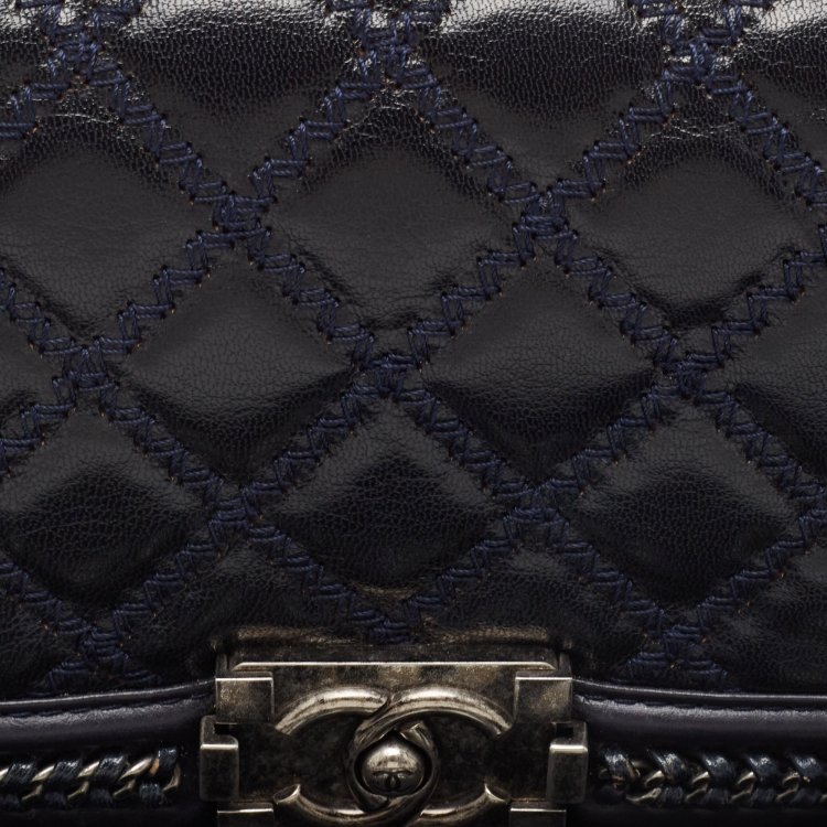 Pre Owned Chanel Dark Blue Quilted Leather Medium Wild Stitch Chain Boy Top Handle Bag