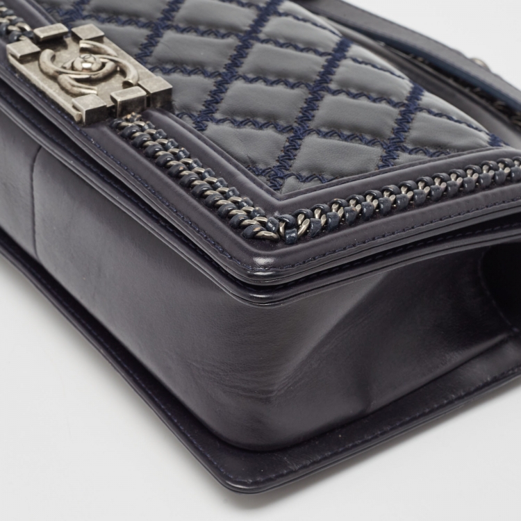 Pre Owned Chanel Dark Blue Quilted Leather Medium Wild Stitch Chain Boy Top Handle Bag