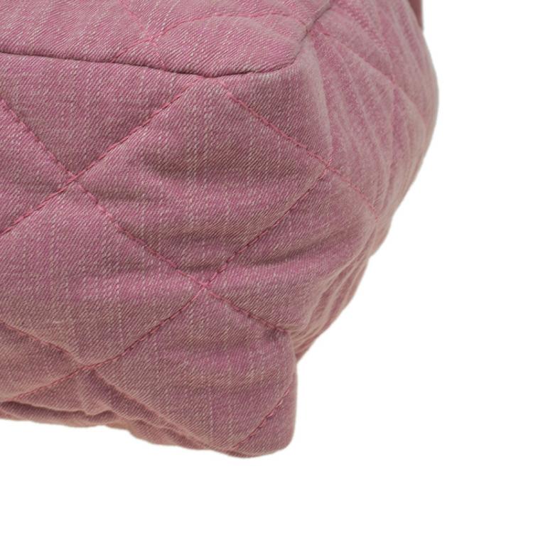 Pre Owned Chanel Pink Quilted Fabric Limited Edition XXL Reissue Travel Bag