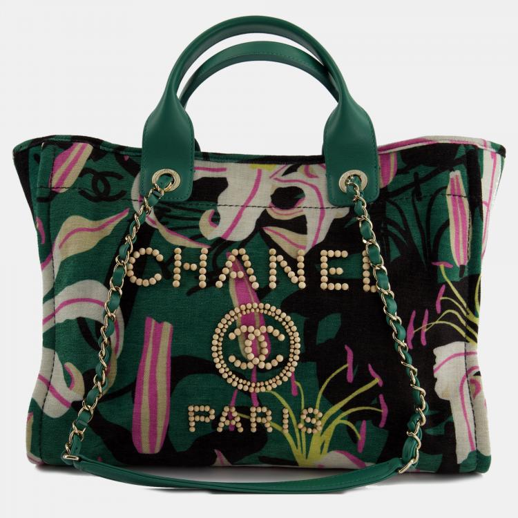 Chanel Métiers D'Art Spring / Summer 2023 Printed Velvet Small Deauville Tote  Bag with Wooden Pearls and Champagne Gold Hardware Chanel