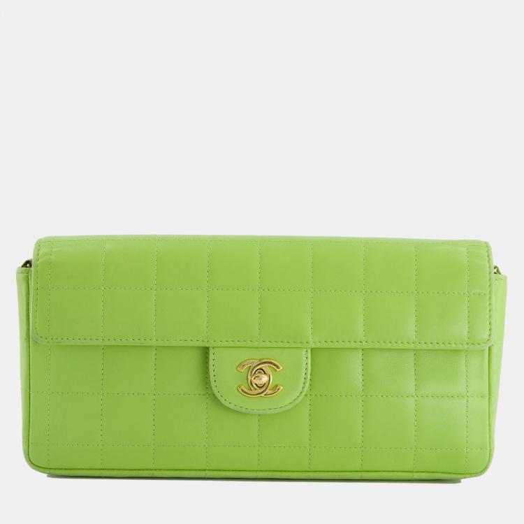 Chanel Lime-Green East-West Quilted Chocolate Bar Flap Bag in Lambskin with  24k Gold Hardware Chanel