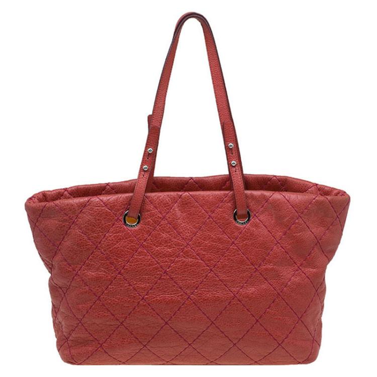 Pre Owned Chanel Red Quilted Glazed Leather On The Road Tote 