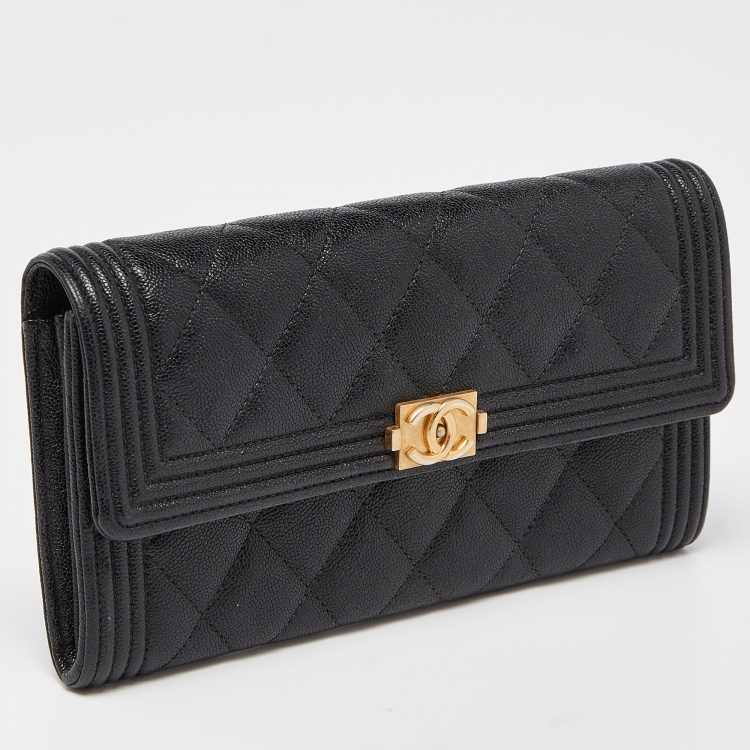 Pre Owned Chanel Black Quilted Caviar Leather Boy Wallet