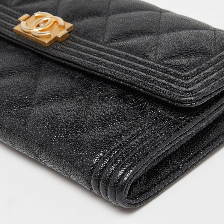 Pre Owned Chanel Black Quilted Caviar Leather Boy Wallet