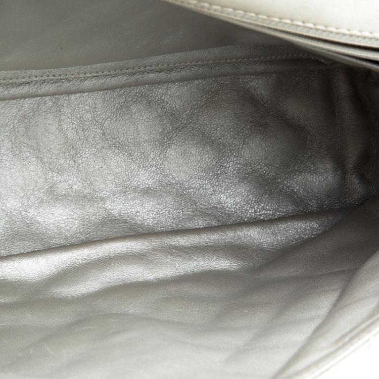 Pre Owned Chanel Grey Quilted Iridescent Leather Maxi Classic Single Flap Bag
