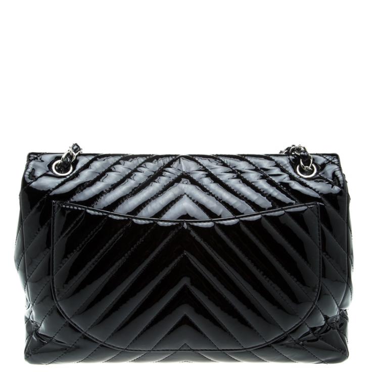Pre Owned Chanel Black Chevron Patent Leather Maxi Classic Flap Bag