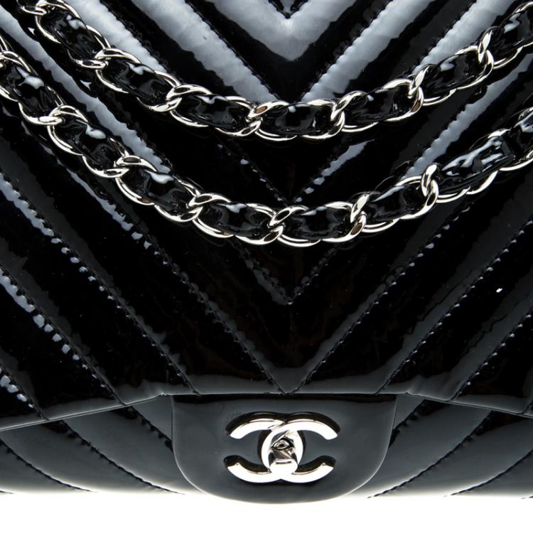 Pre Owned Chanel Black Chevron Patent Leather Maxi Classic Flap Bag