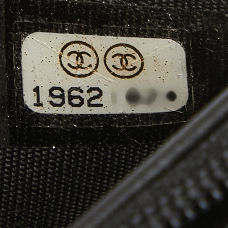 Pre Owned Chanel Black Caviar Leather CC Timeless Wallet On Chain