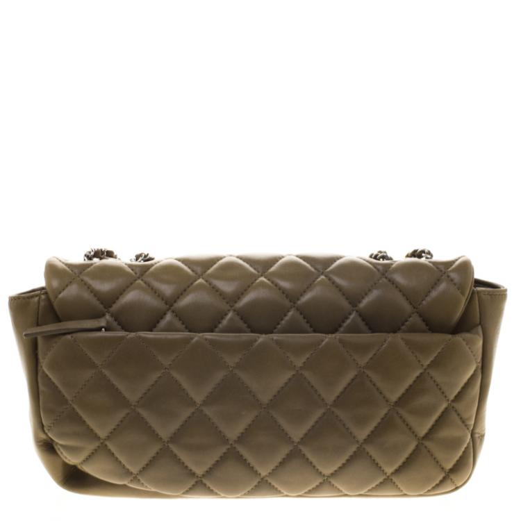Pre Owned Chanel Beige Quilted Leather Medium Classic Single Flap Bag with Dust Cover