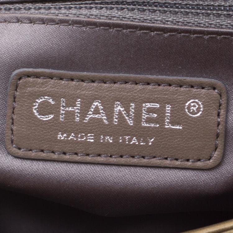 Pre Owned Chanel Beige Quilted Leather Medium Classic Single Flap Bag with Dust Cover