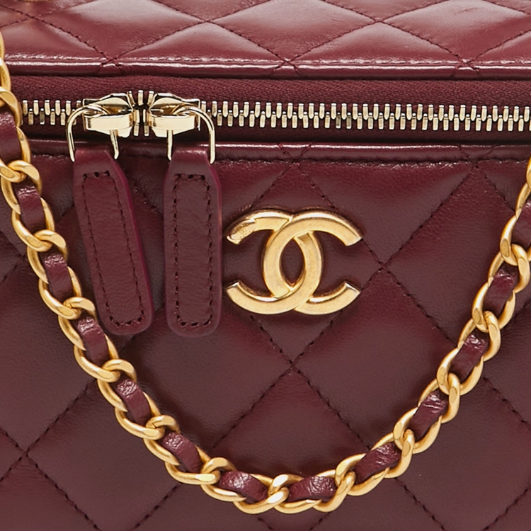 Pre Owned Chanel Burgundy Quilted Leather Pick Me Up Vanity Bag