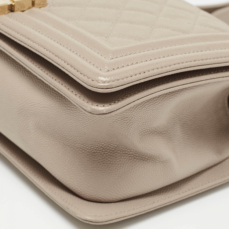 Pre Owned Chanel Beige Quilted Leather Medium Boy Flap Bag