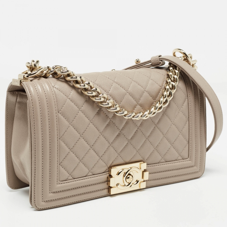 Pre Owned Chanel Beige Quilted Leather Medium Boy Flap Bag