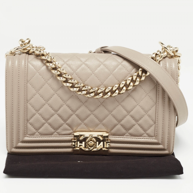 Pre Owned Chanel Beige Quilted Leather Medium Boy Flap Bag