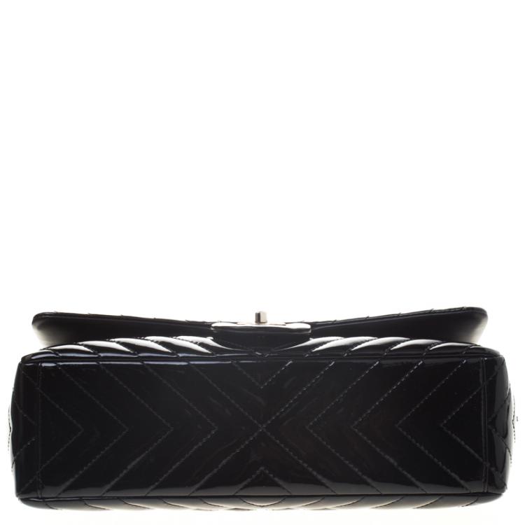 Pre Owned Chanel Black Chevron Patent Leather Classic Single Flap Bag