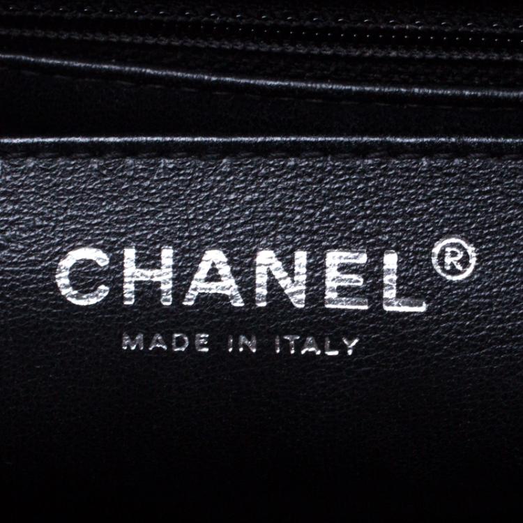 Pre Owned Chanel Black Chevron Patent Leather Classic Single Flap Bag