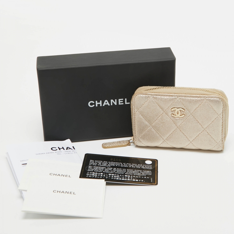 Pre Owned Chanel Gold Quilted Leather Zip Around Coin Purse