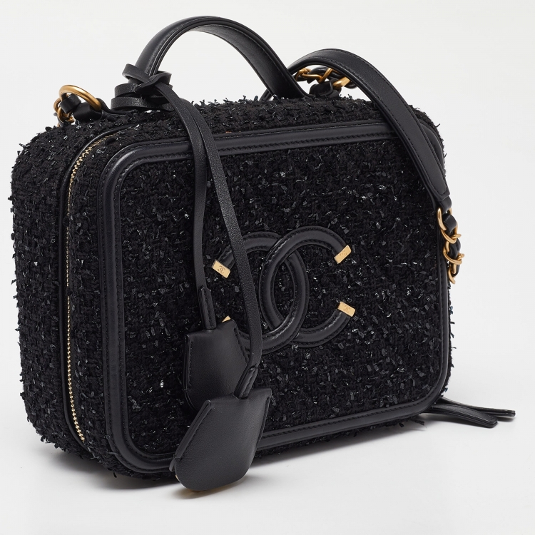 Pre Owned Chanel Black Quilted Tweed and Leather CC Filigree Chain Vanity Case Bag