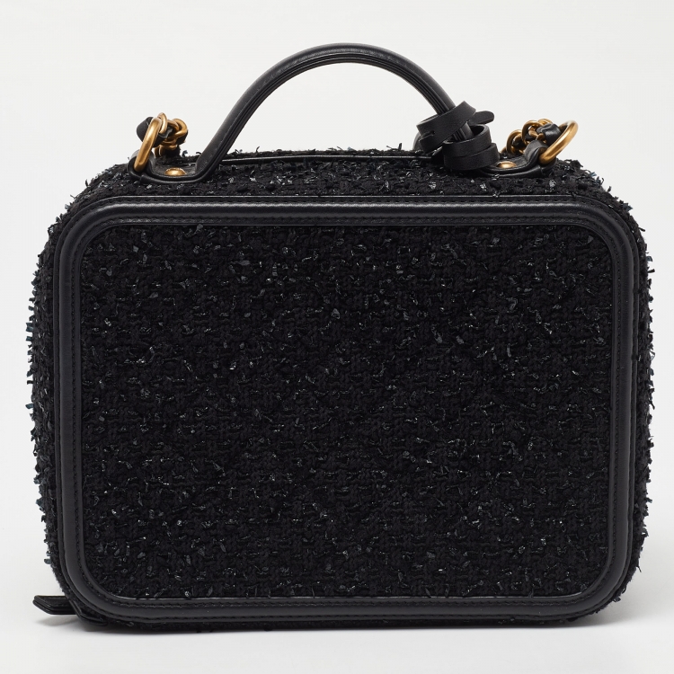 Pre Owned Chanel Black Quilted Tweed and Leather CC Filigree Chain Vanity Case Bag
