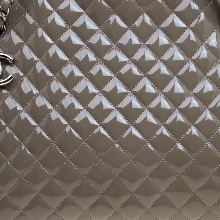 Pre Owned Chanel Moose Green Quilted Patent Leather Large Just Mademoiselle Bowling Bag