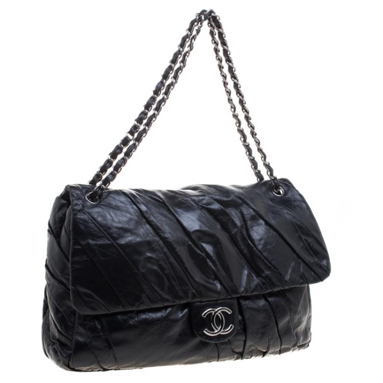 Pre Owned Chanel Black Pleated Leather Oversized Classic Flap Bag