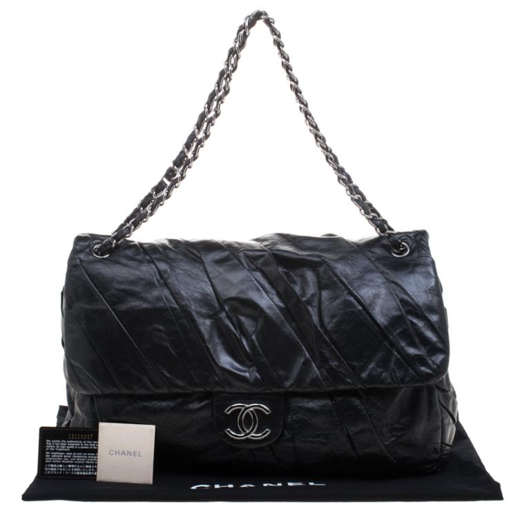 Pre Owned Chanel Black Pleated Leather Oversized Classic Flap Bag