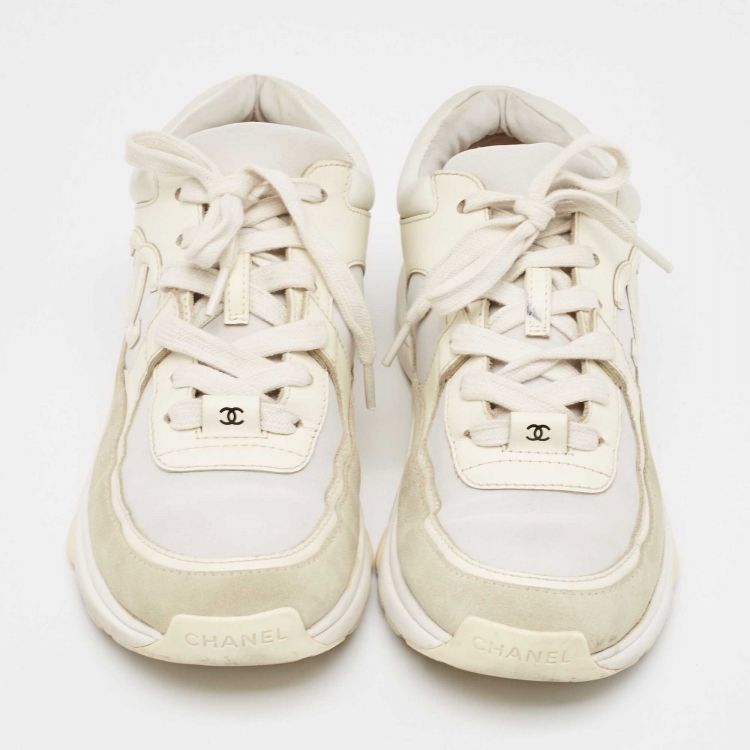 Pre Owned Chanel Grey/White Suede and Leather CC Cap Toe Sneakers Size 37.5