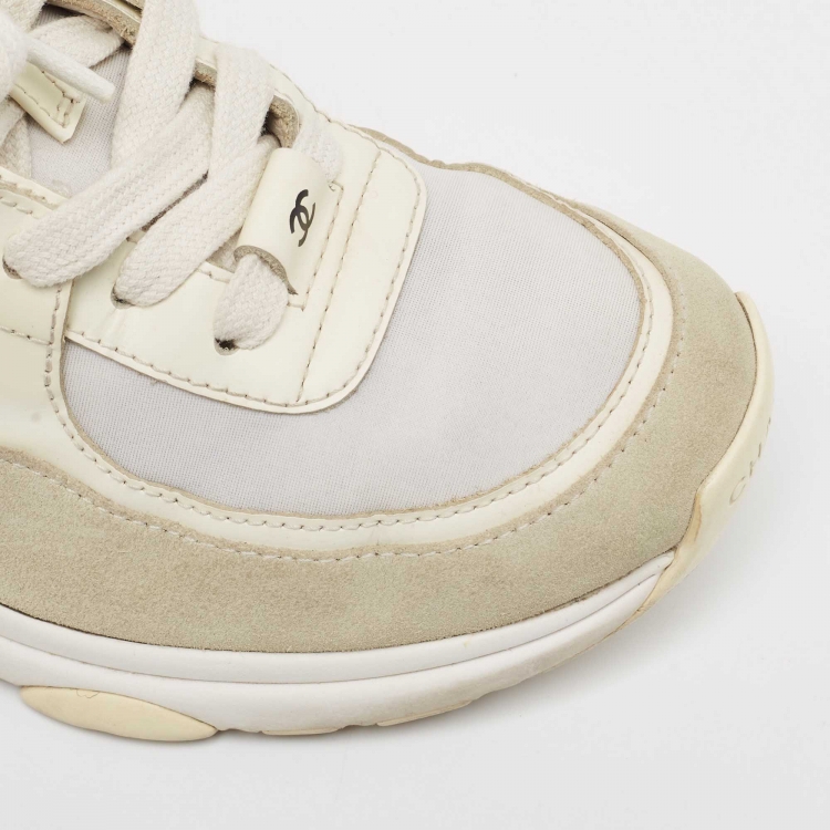 Pre Owned Chanel Grey/White Suede and Leather CC Cap Toe Sneakers Size 37.5