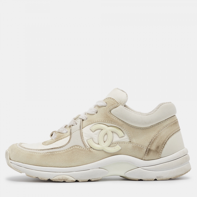 Pre Owned Chanel White Suede and Fabric CC Low Top Sneakers Size 38