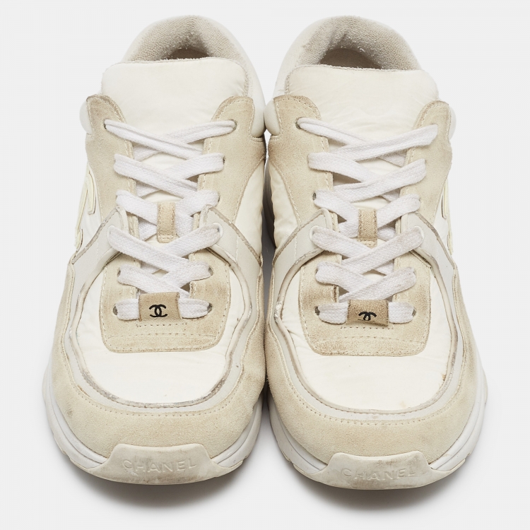 Pre Owned Chanel White Suede and Fabric CC Low Top Sneakers Size 38