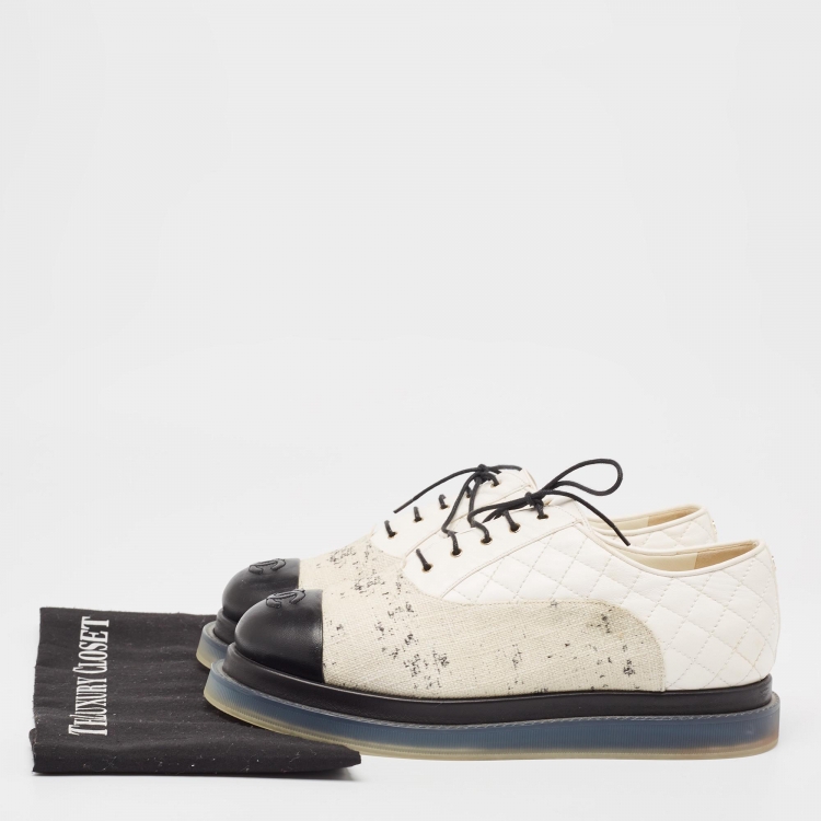Pre Owned Chanel White/Black Canvas and Leather Cap Toe Oxford Sneakers Size 40