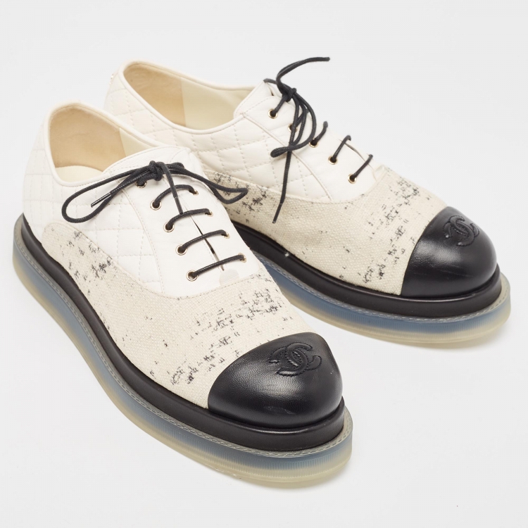 Pre Owned Chanel White/Black Canvas and Leather Cap Toe Oxford Sneakers Size 40