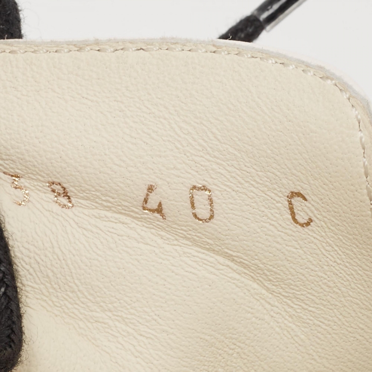 Pre Owned Chanel White/Black Canvas and Leather Cap Toe Oxford Sneakers Size 40
