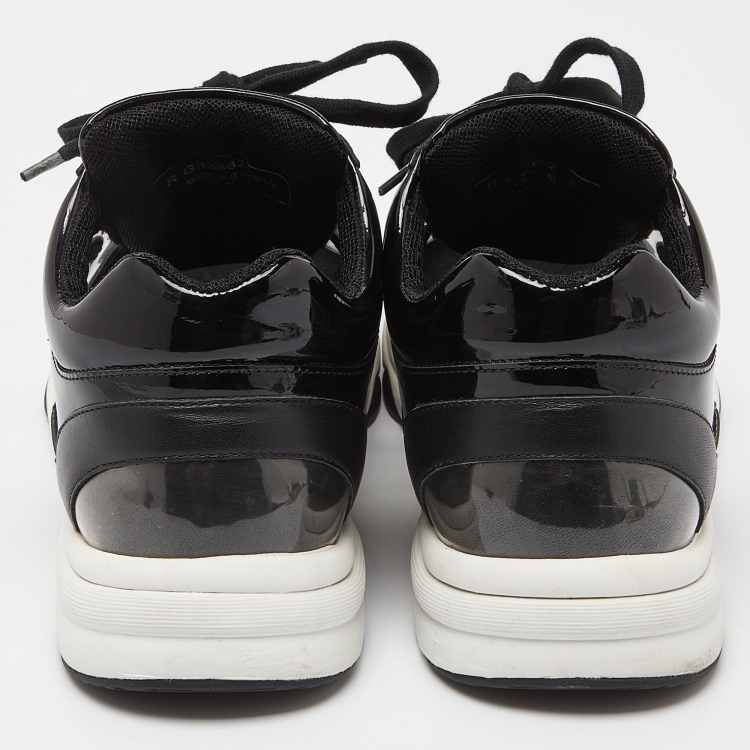 Pre Owned Chanel Black Patent Leather and PVC CC Low Top Sneakers Size 38.5