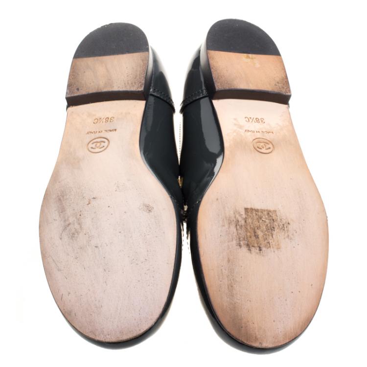 Pre Owned Chanel Grey Patent Leather CC Loafers Size 38.5